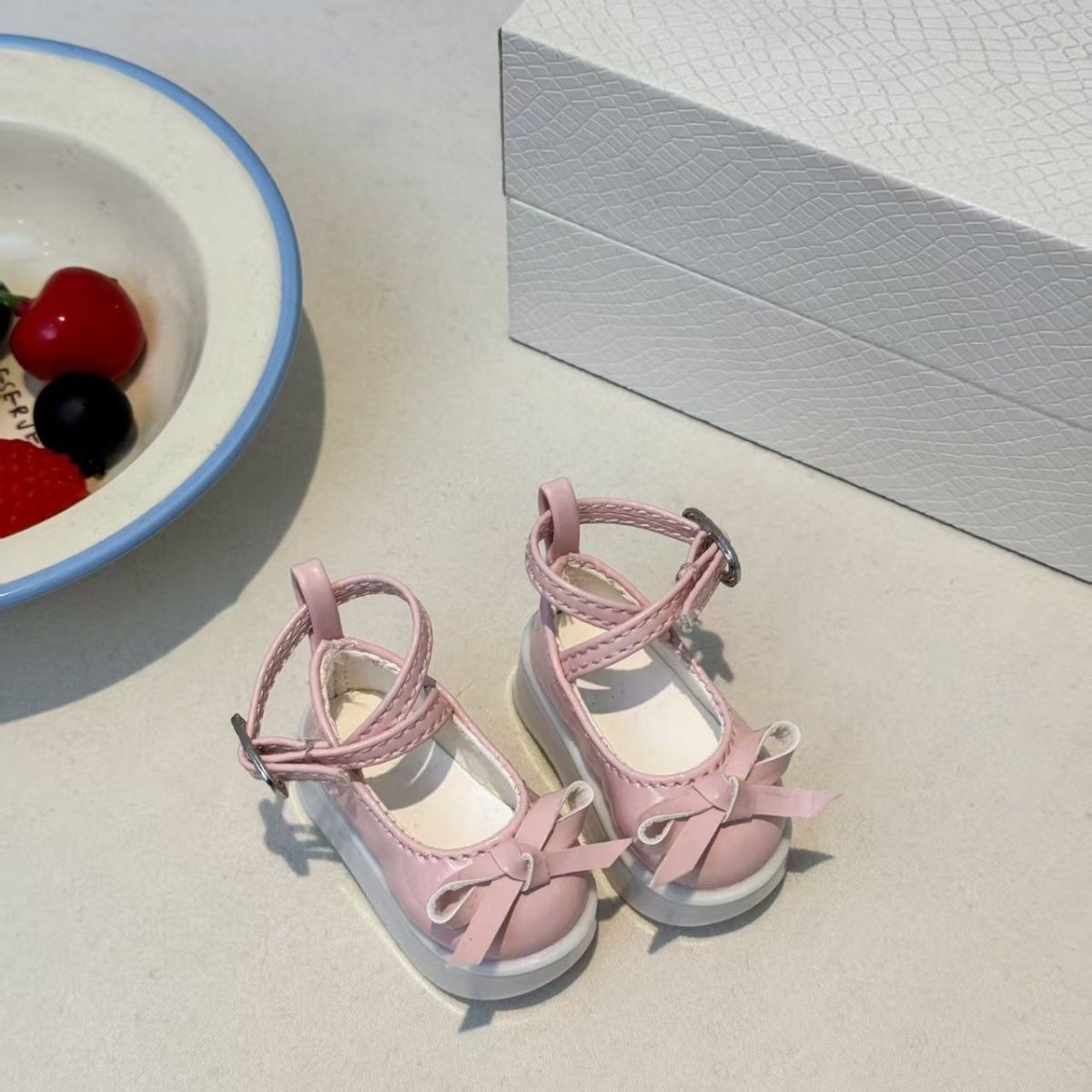 Kaffeebraune Schleifen-Plattfo – Vintage Collectible Shoes Bewertung und Preis