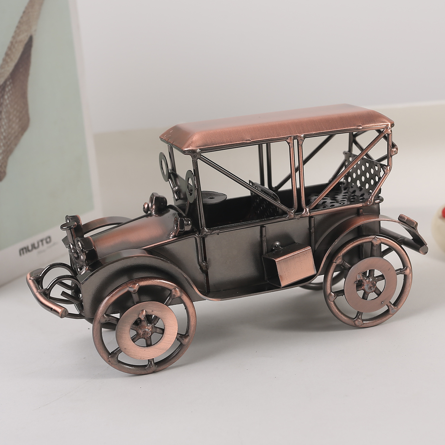 Europäischer Stil Vintage Legi – Vintage Collectible Ornaments Bewertung und Preis